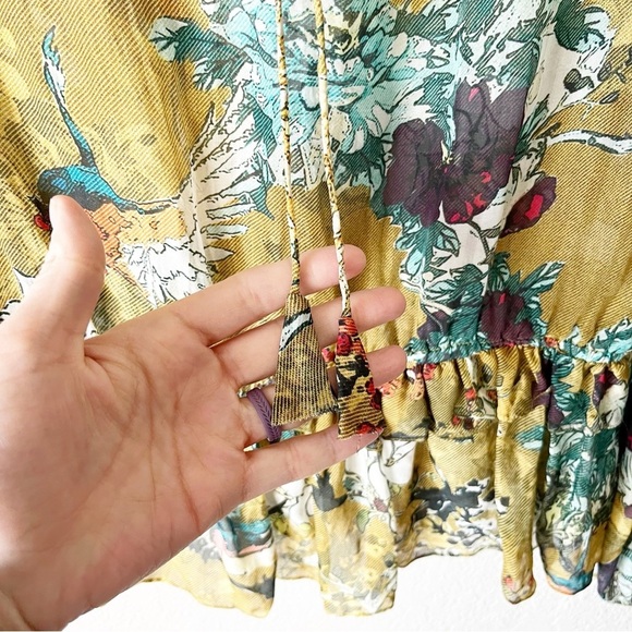 ANTHROPOLOGIE Hemant & Nandita Keysyone Blouse in Green Floral 100% Silk M - Picture 6 of 9